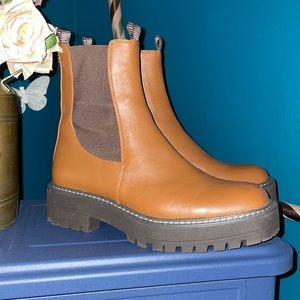 Laguna Waterproof Lug Sole Chelsea Boot